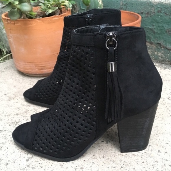 Shoes - PERFORATED TASSEL PEEP TOE ANKLE BOOTIES